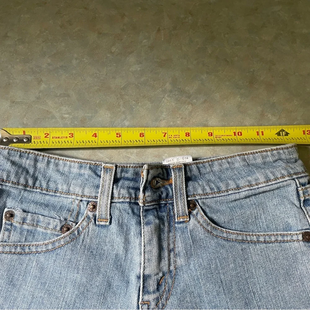 Levi's Light Blue Denim Jean Shorts - Picture 15 of 15